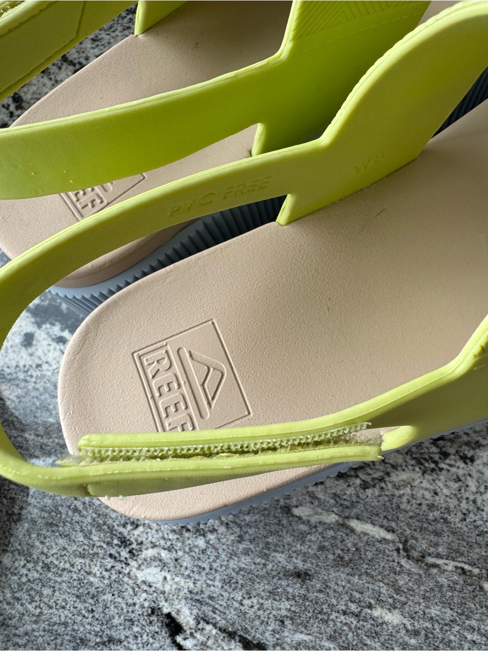 Reef water vista higher platform sandal in Meringue. Size 8. EUC. - Picture 6 of 9